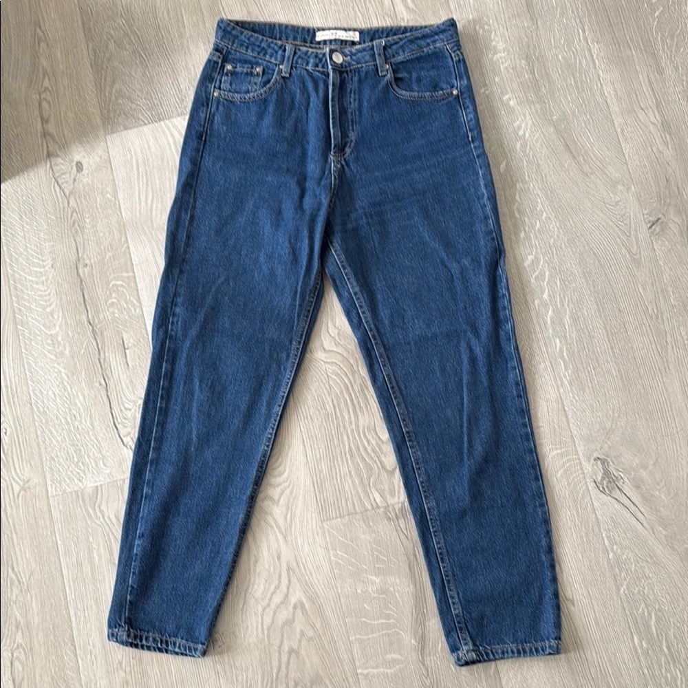Stradivarius Mom Blue Denim Jeans, Size 6